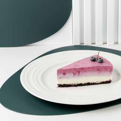 Cheesecake with blackcurrant